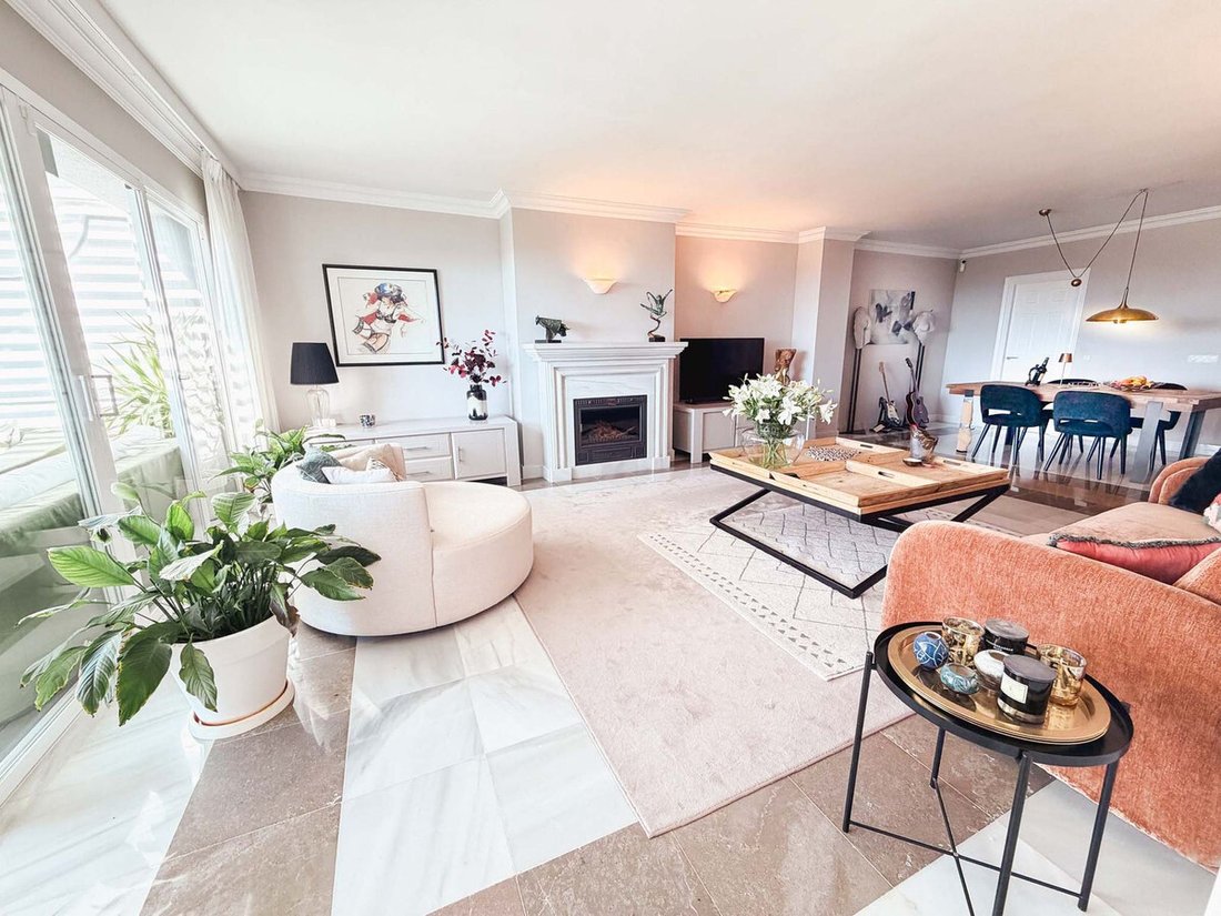 Penthouse in La Quinta, Benahavis, Andalusia 4 - 16859177