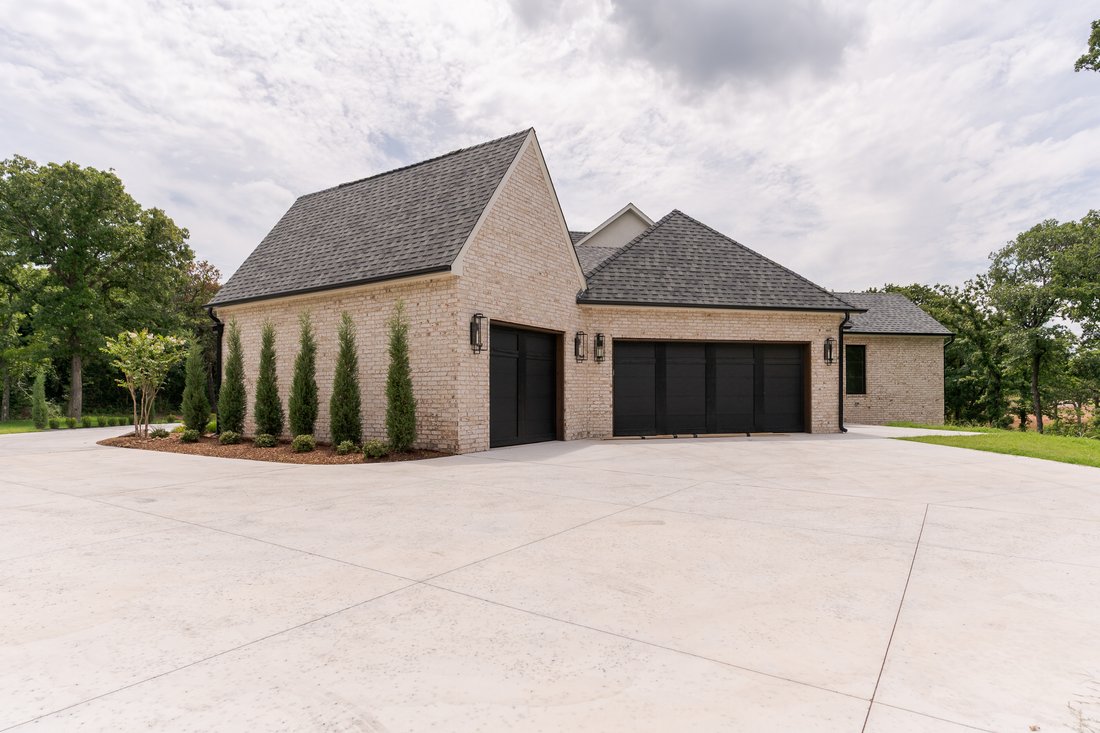 House in Jones, Oklahoma, United States 2 - 16858139