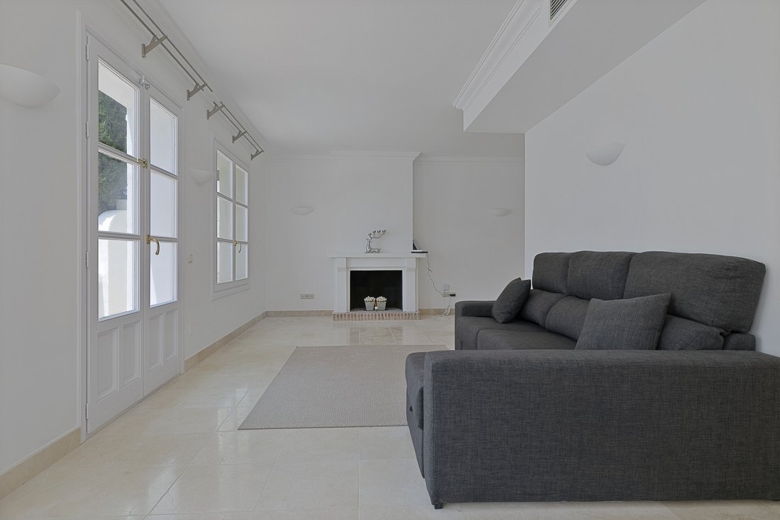 Townhouse in La Quinta, Benahavis, Andalusia 4 - 16860906