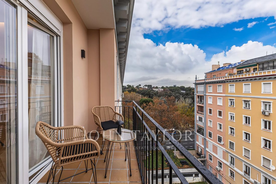 Appartement à Retiro, Madrid, Espagne 2 - 16858883