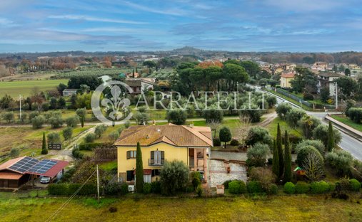 Castle For Sale In Umbria, Trasimeno Lake