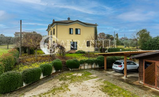 Castle For Sale In Umbria, Trasimeno Lake