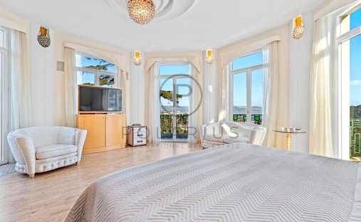 Castle for Sale in Antibes, Provence-Alpes-Côte d'Azur, France