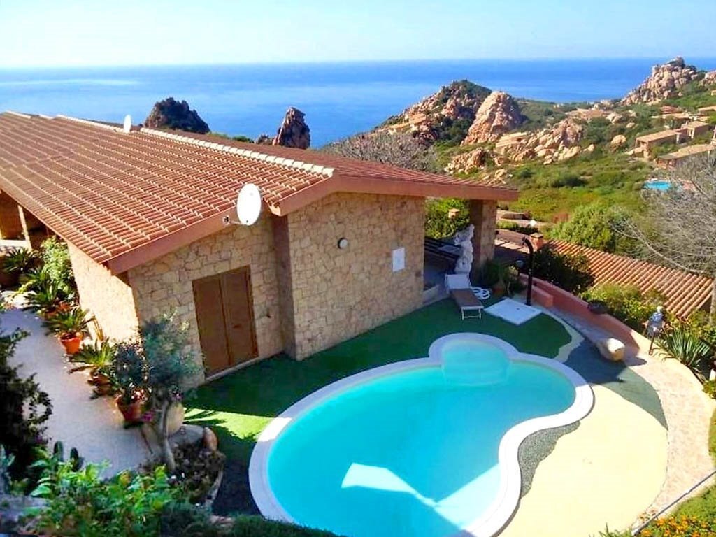 House in Trinita d'Agultu e Vignola, Sardinia, Italy 1 - 16859678