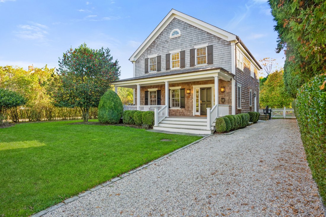Southampton, New York, United States 2 - 16860082