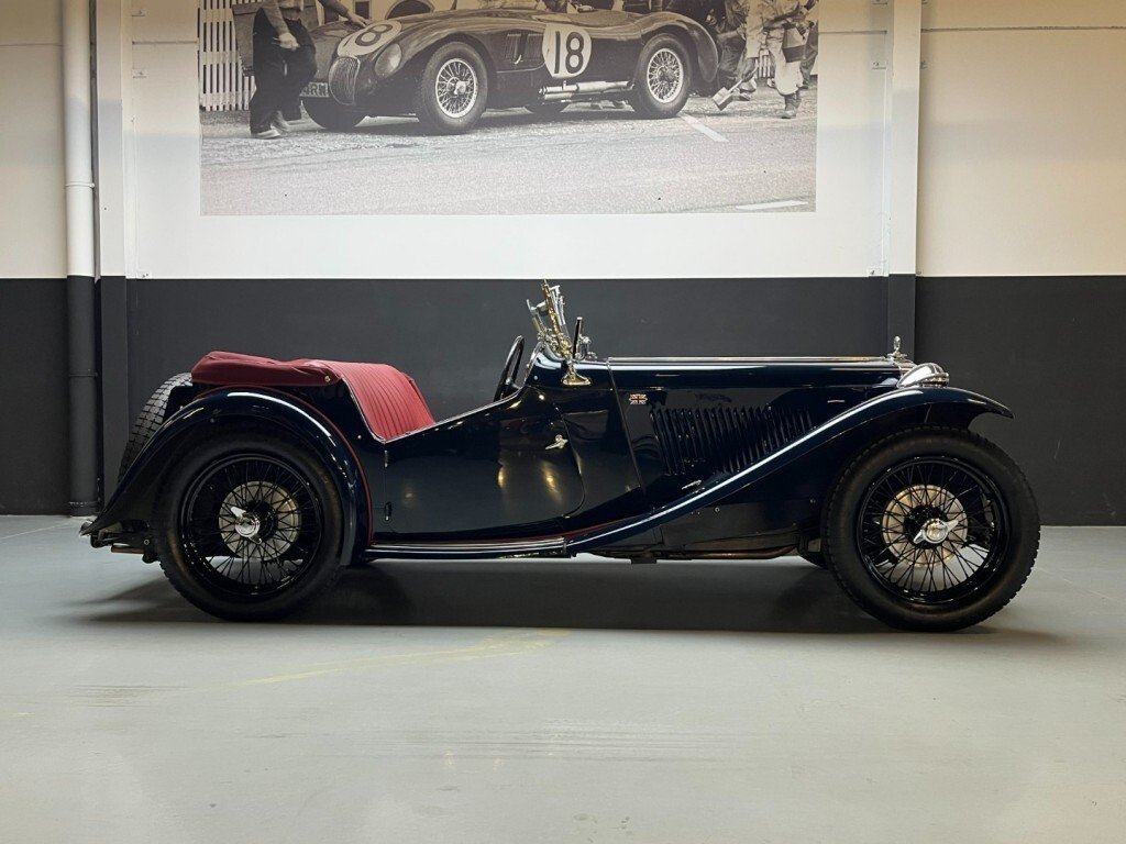 Cabriolet in Etten-Leur, Netherlands 4 - 16853552