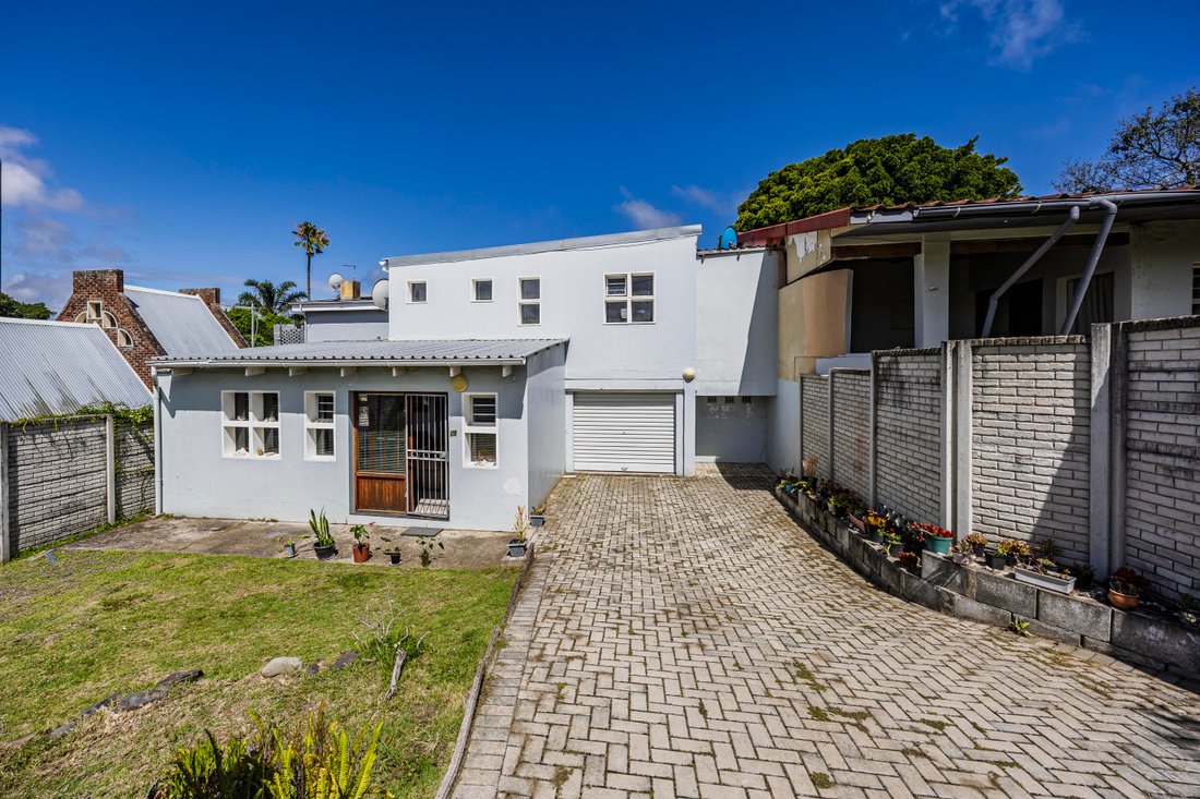 3-bedroom-house-on-auction-in-nahoon-in-east-london-eastern-cape