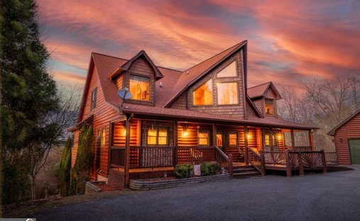 House in Mineral Bluff, Georgia, United States 1