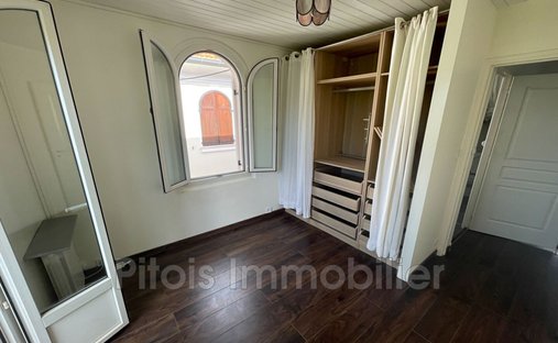 Castle for Sale in Antibes, Provence-Alpes-Côte d'Azur, France