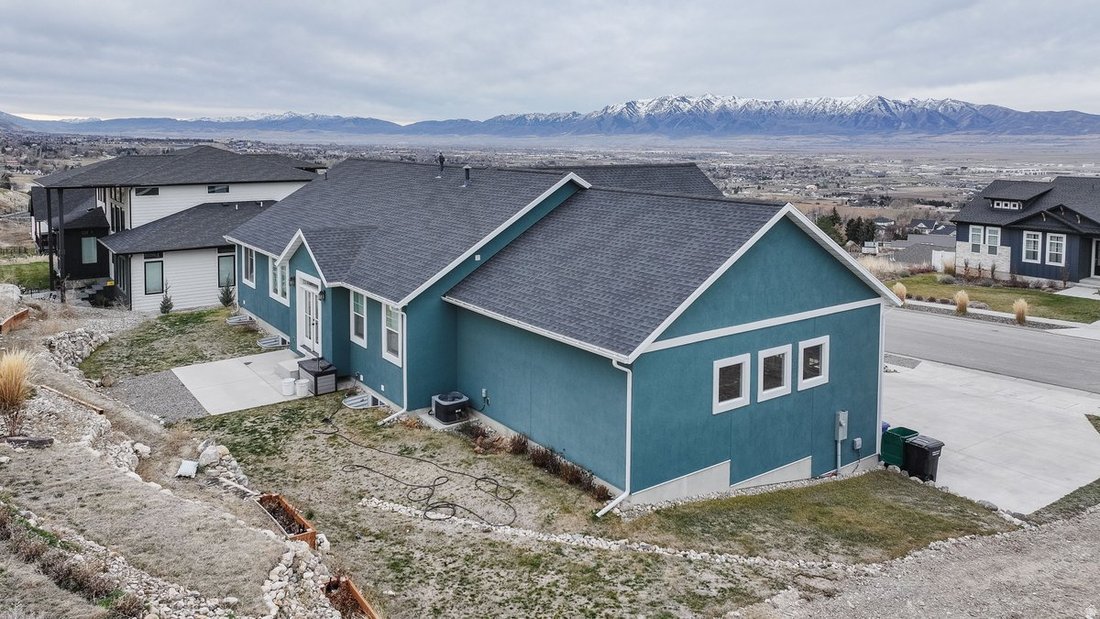 House in Hyde Park, Utah, United States 4 - 16856214