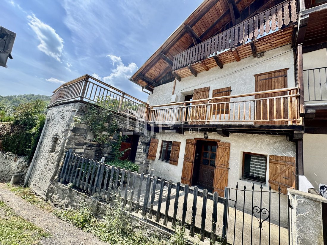 House in Les Chapelles, Auvergne-Rhône-Alpes, France 2 - 16860607