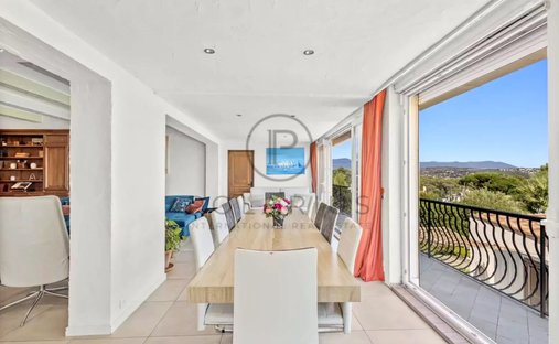 Castle for Sale in Antibes, Provence-Alpes-Côte d'Azur, France