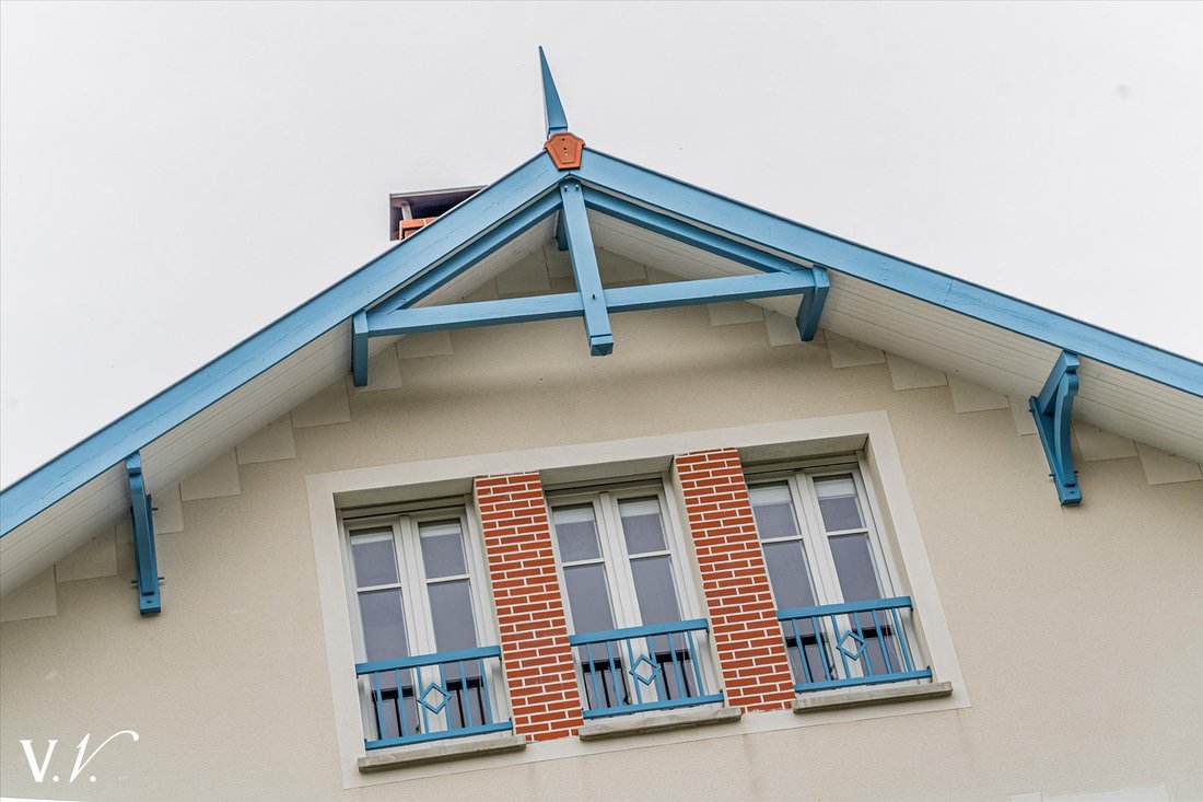 Estate in Aiguillon, Arcachon, France 1 - 16564496