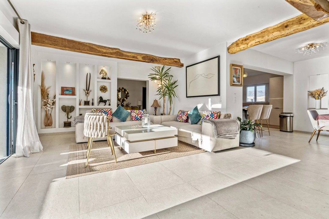 Villa in Valbonne, Provence-Alpes-Côte d'Azur, France 1 - 16872058