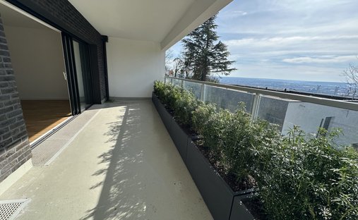 Perched In The Hills Of The Vire Valley, With 22 Hectares Of Land, A Listed Chateau From The