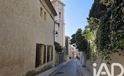Castle for Sale in Cassis, Provence-Alpes-Côte d'Azur, France