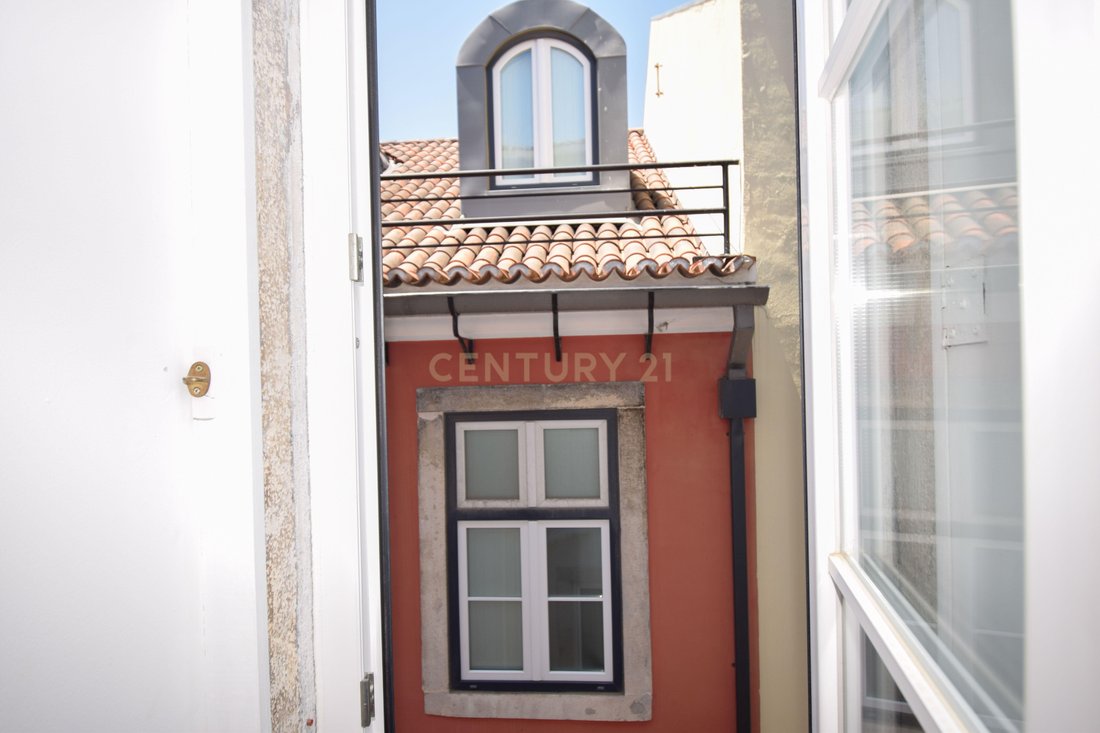 Apartment in Santa Maria Maior, Lisbon, Portugal 2 - 16854232