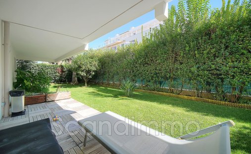 Castle for Sale in Antibes, Provence-Alpes-Côte d'Azur, France