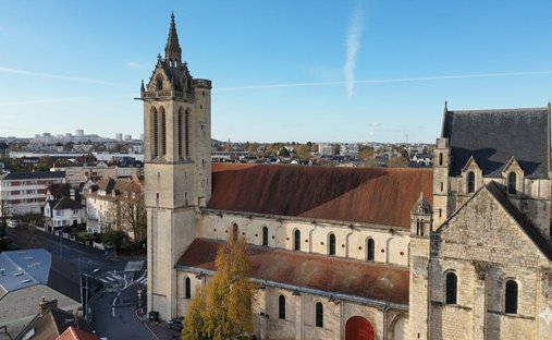 Perched In The Hills Of The Vire Valley, With 22 Hectares Of Land, A Listed Chateau From The