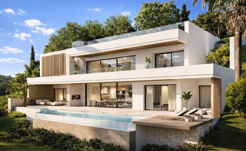 Land in Elviria-Cabopino, Marbella, Spain 1