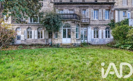 Castle for Sale in Bordeaux, Nouvelle-Aquitaine, France