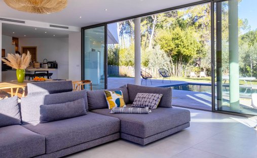 Castle for Sale in Montpellier, Occitanie, France