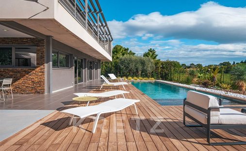 Castle for Sale in Montpellier, Occitanie, France