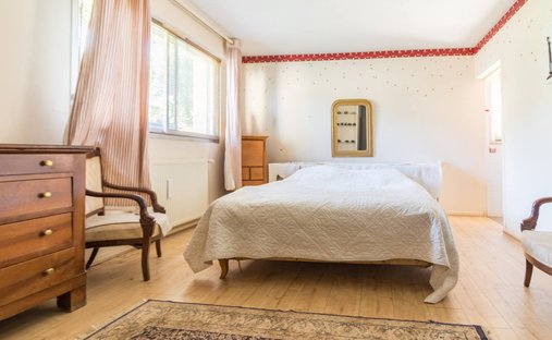 Castle for Sale in Dijon, Bourgogne-Franche-Comté, France