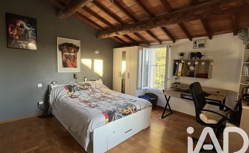 Off Market Classified 17th Century Castle With 15 Ha Estate In The Luberon