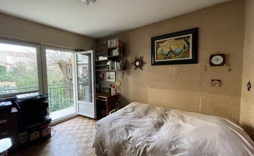 Castle for Sale in Versailles, Île-de-France, France