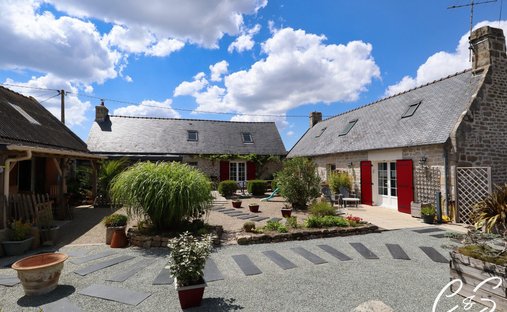 House in Plobannalec-Lesconil, Brittany, France 1