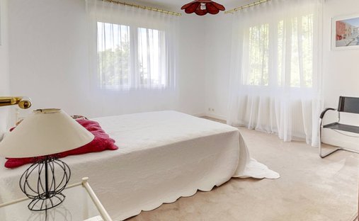 Castle for Sale in Dijon, Bourgogne-Franche-Comté, France