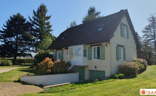 Castle for Sale in Pont-l'Évêque, Normandy, France