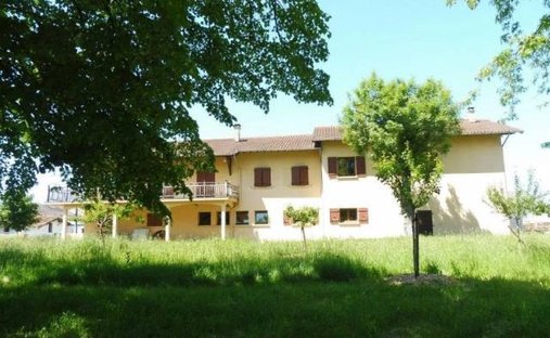 Castle for Sale in Bourg-en-Bresse, Auvergne-Rhône-Alpes, France