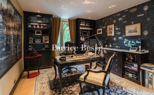 Castle for Sale in Voulx, Île-de-France, France