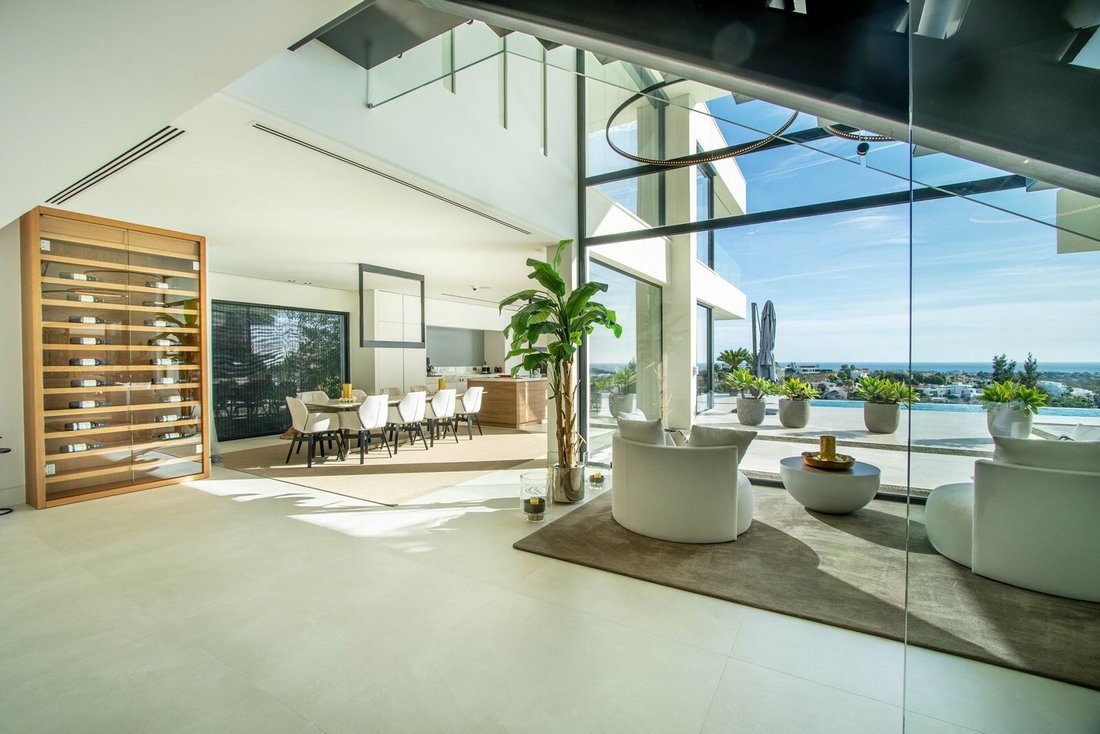 Villa in Benahavis, Andalusia, Spain 1 - 16862450