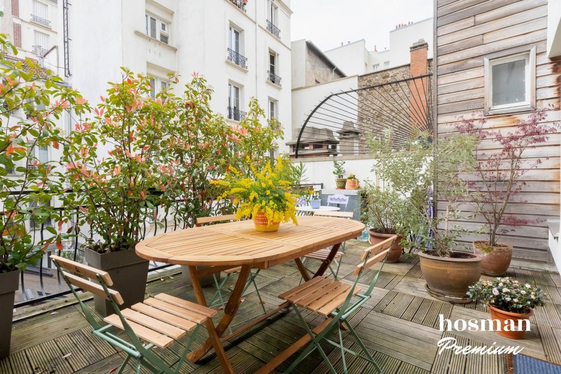 Apartment in Montmartre, Paris 18e Arrondissement, Paris 2 - 14075510