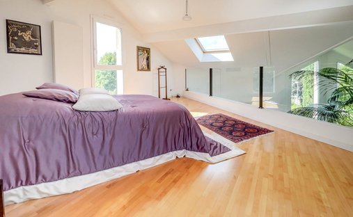 Castle for Sale in Dijon, Bourgogne-Franche-Comté, France