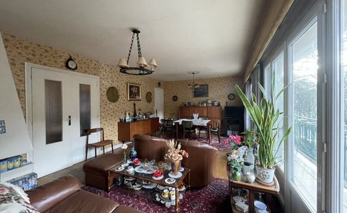 Castle for Sale in Versailles, Île-de-France, France