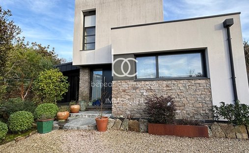 Château Vannes 622.0 Sqm 12 Bedrooms