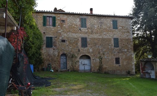 Castle for Sale in Castiglione d'Orcia, Tuscany, Italy