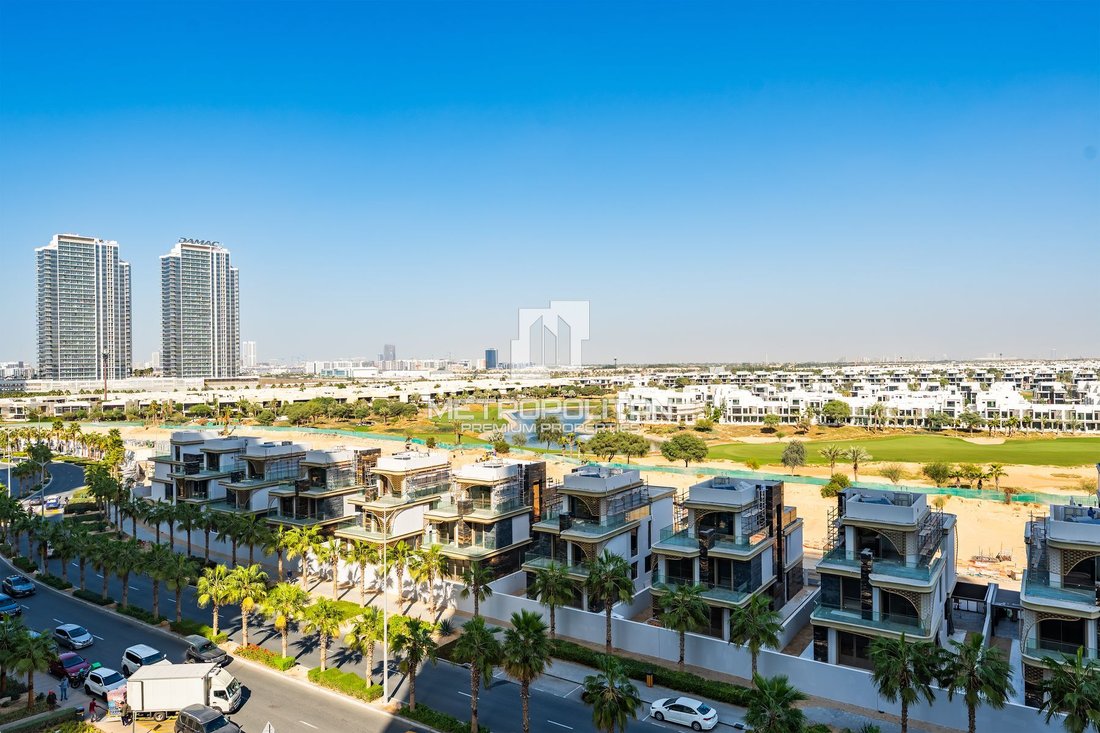 Apartment in Damac Hills, Dubai, United Arab Emirates 4 - 16884479
