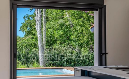 House in Aiguillon-Port, La Teste-de-Buch, France 1