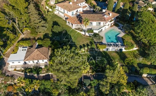 Villa in Sainte Elisabeth, Vence, France 1