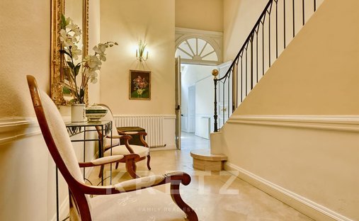 Castle for Sale in Pézenas, Occitanie, France