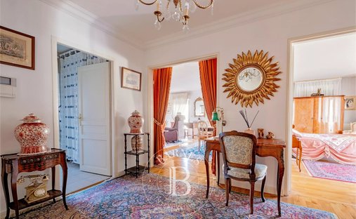 A 19th Century Hotel Château, Restaurant And Outbuilding In Two Hectares Of Grounds Near