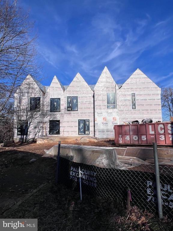 House in Arlington, Virginia, United States 3 - 16885698