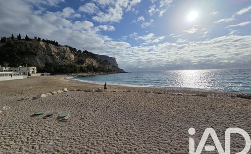 Castle for Sale in Cassis, Provence-Alpes-Côte d'Azur, France