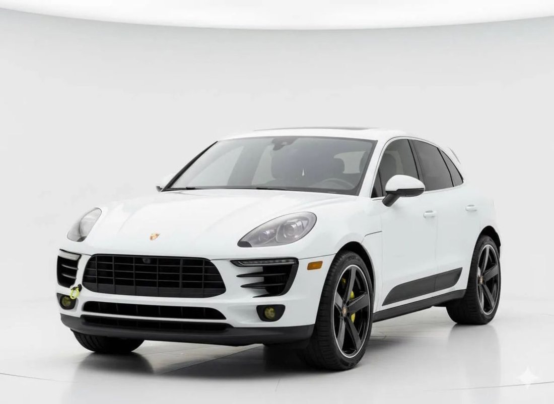 Suv in Lake Bluff, IL, United States 2 - 16855365