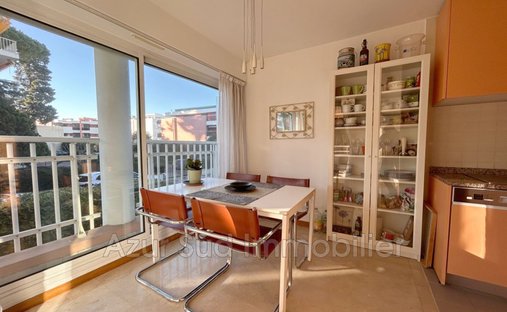 Castle for Sale in Antibes, Provence-Alpes-Côte d'Azur, France